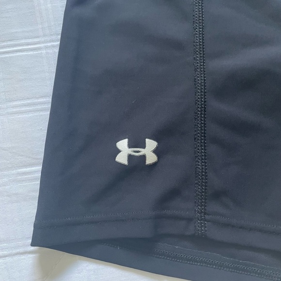 NWOT Under Armour shorts - Picture 5 of 5